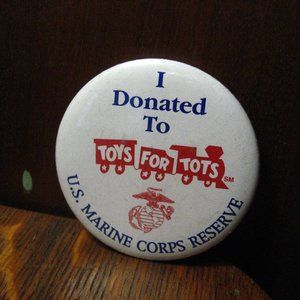 Toys For Tots USMC Vintage Lapel Pin Button